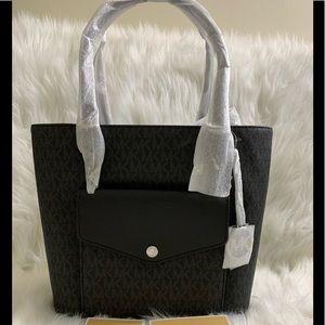 ‼️Michael Kors Small Tote Bag‼️